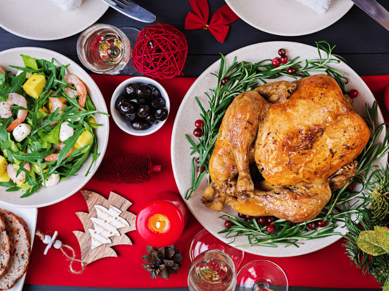 aelix459993's tweet photo. Festive feast alert! Our Christmas special platter has arrived — roast turkey, honey-glazed ham, spiced sides and hot mulled wine to spice up your holiday nights. Limited spots left, book now! #ChristmasEats https://t.co/v4GOUXymhl