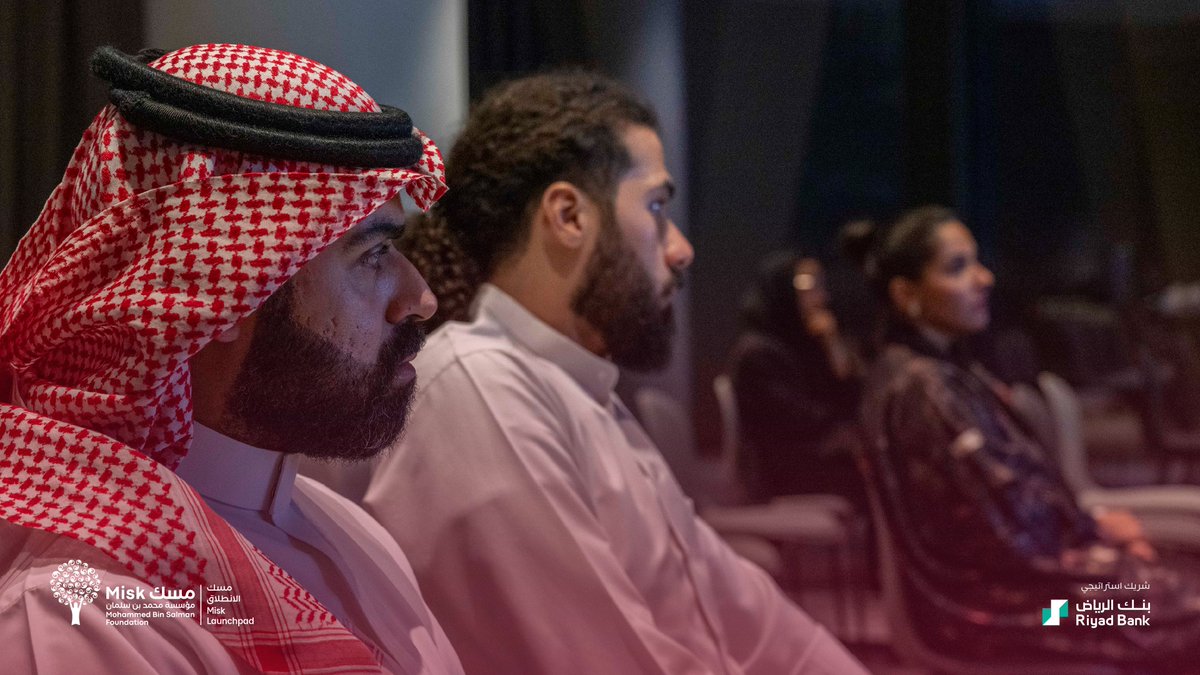 MiskEntrep's tweet photo. ضمن المرحلة الأولى من برنامج #مسك_الانطلاق، أُقيمت ورشة عمل بالتعاون مع وزارة الرياضة (@mosgovsa)، أتاحت للمشاركين تبادل المعارف والخبرات، واستكشاف رؤى تسهم في تطوير مشاريعهم ودعم رحلتهم الريادية في القطاع الرياضي.

#مسك_الريادة https://t.co/7CpsID7lrF