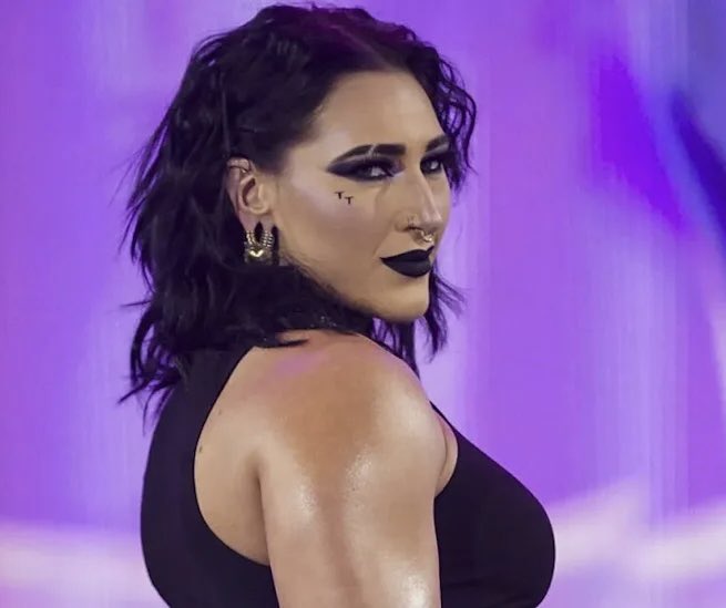 FadeAwayMedia's tweet photo. A local man lost tens of thousands of dollars to a scammer impersonating a WWE wrestler.

Troopers out of Philadelphia said an unknown person were portraying themselves as WWE wrestler Rhea Ripley. 

They were able to get $427,000 from a 64-year old man through this scheme.

The victim refused to cooperate with troopers’ investigation.