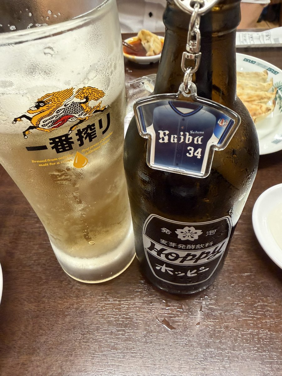 noahratta's tweet photo. おはようございます☀☀
今朝は雲多めの晴れ
眠いですねー😂😂
そんなこんなの金曜日
今日頑張れば、明日から5連休
しかしながら、台風もやってくるとは😱😱
とりあえず、髪切りたい🤪🤪
ではでは、今日も張り切っていきましょうね👍👍

↓朝からホッピー飲んでるわけではありません。 https://t.co/wUVcyRuw4c