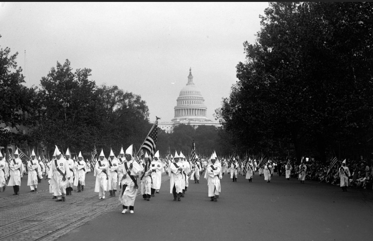 InvesTigator17's tweet photo. @Evelyn001d Absolutely,  read your history, The KKK were Democrats. https://t.co/mXgKweidgQ