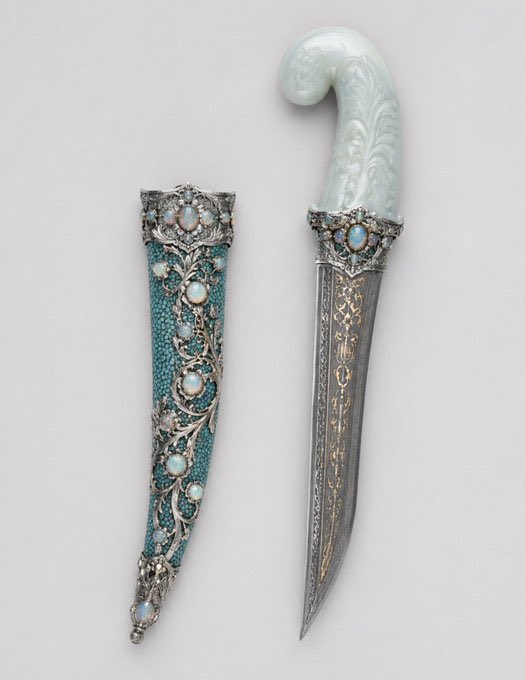 aseelswaid9's tweet photo. Daggers are old and beautiful

©️ Aseel Swaid https://t.co/fKxJYjKAHT