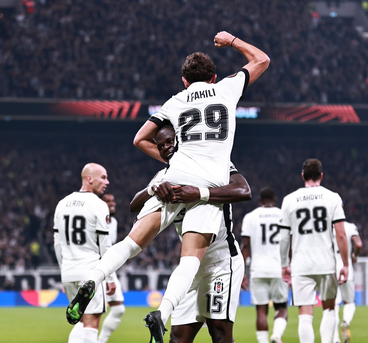 Besiktas tweet picture