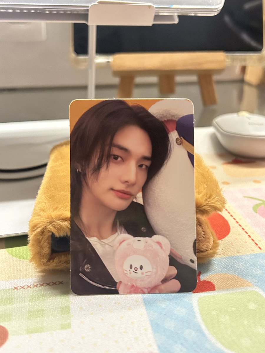 poranglinosss's tweet photo. VENDO/VENDA STRAY KIDS
✈️ Pob pop-up Stray Kids Latam
🧳 R$300,00 + frete por cr ou superfrete
💌 Se vc for de Fortaleza posso enviar por Uber flash
⭐️Feedbacks positivos em @poranglinosss 
#straykids #straykidsphotocard #popupstraykids #vendo https://t.co/As6gFciOXm