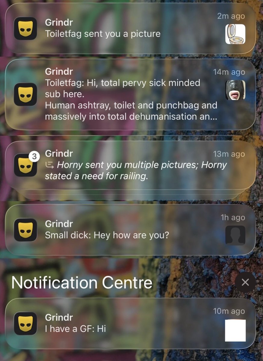 hellohimate's tweet photo. no need to get FOMO about grindr https://t.co/TXhyvhlAVl
