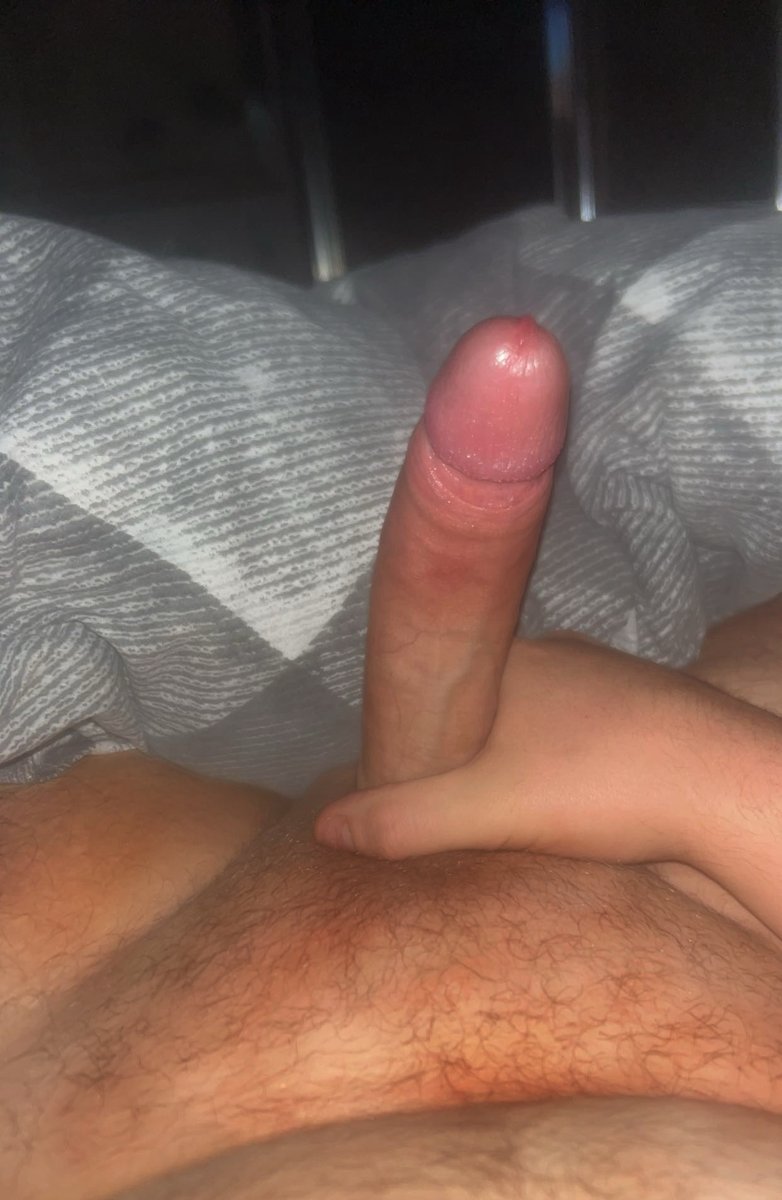 Tommy_uk1's tweet photo. Open wide for me 👅 https://t.co/PETESjWMtS
