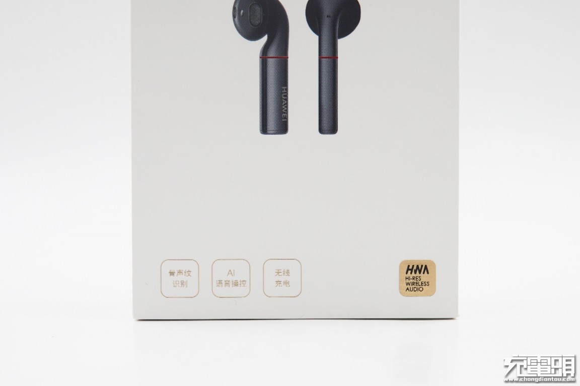 MelDoritys2e's tweet photo. Just unboxed my new wireless earbuds! No more tangled wires and the sound quality is way better than I expected  Ready for my morning run now! https://t.co/37p9rVddBD