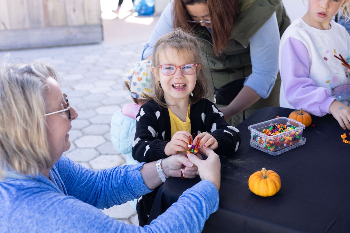townofinnisfil's tweet photo. InnisFALL returns to Town Square on Saturday, October 3 from 10 am to 2 pm! 🍂

Enjoy a fun-filled day of family activities, local vendors, farm animals, train rides, games, crafts and more, plus a lively lineup of entertainment for all ages. 🛍️🎶 Details: https://t.co/vb1eLRGhD0 https://t.co/9aJvHMStXA
