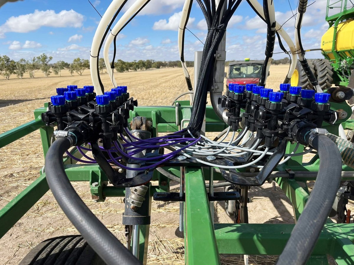 SurePointAg's tweet photo. A great look at SurePoint technology at work in Australia.

Thanks to Herman Smalberger at AFGRI Equipment for sharing these photos of two John Deere C650T air cart units equipped with SurePoint technology, including Sentinel rate control, LiquiShift variable rate technology, and PumpRight.

It’s great to see SurePoint application systems included as part of this seeding setup, helping support accurate rate control, variable rate application, and reliable liquid fertilizer delivery in the field.
#JohnDeere #WAWheatBelt #WAAgriculture #SurePointAg #LiquidFertilizer
#FertilizerApplication