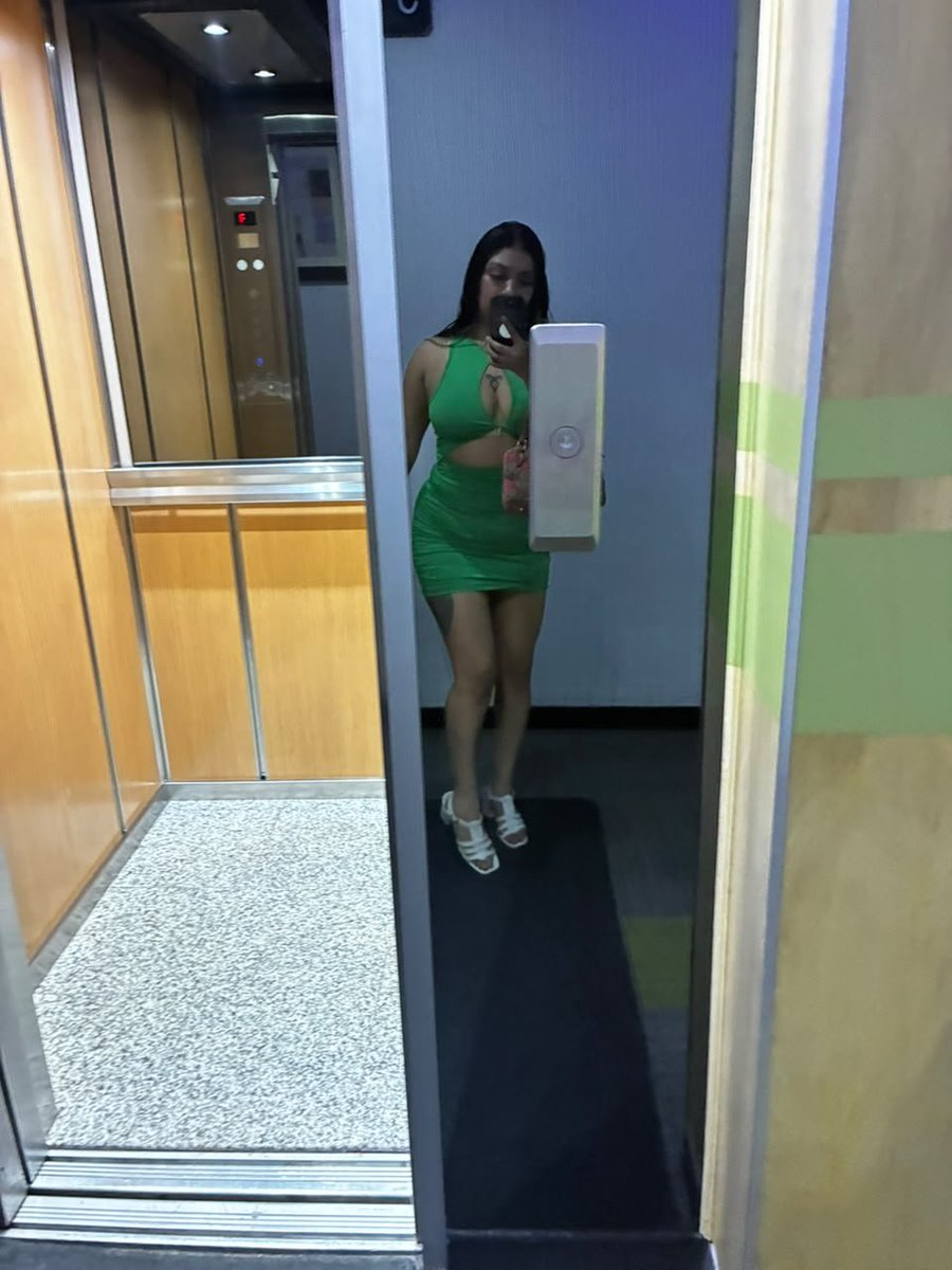 Romizd3t's tweet photo. Y si las ponemos aplaudir frente a tu carita 🍑🫠 q mi posic1n favrita es de a perrit🍑
💖ACTVA💖Aun 

💜https://t.co/zHL8QG3iy3💜 https://t.co/rz5f10mX28