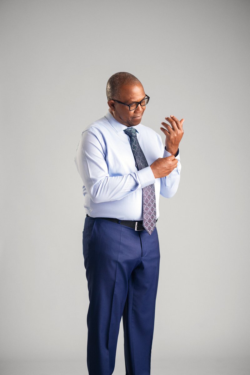firstladyship's tweet photo. Peter Obi’s official campaign portraits. 🤩 https://t.co/LgNJytQcjC