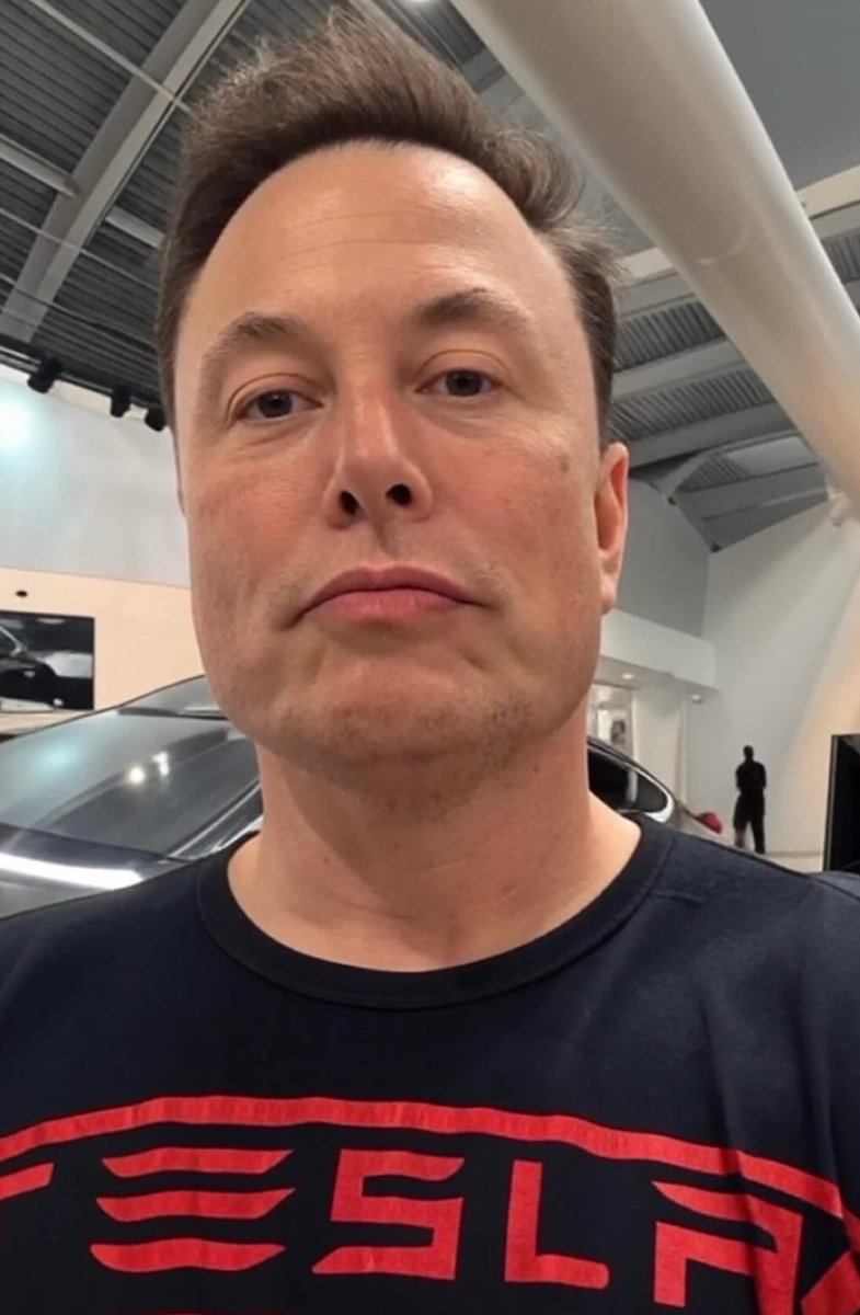 RocketManvmh's tweet photo. #smno Just thinking about the future. 🚀 https://t.co/efqfAZ9pg2