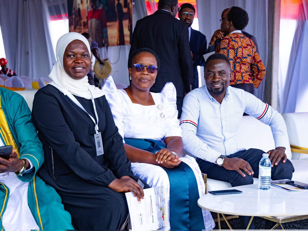 BashirSend's tweet photo. Attended the ground breaking of $309.7M (sh1.2 trillion) Kampala Storage Terminal Project (KST), officiated by H.E the President @KagutaMuseveni at Nsujjumpolwe/Buyala, Mpigi.
Its storage capacity will be 320M litres. In Uganda we consume 240M per month, 2.880b litres per annum. https://t.co/yf9HsTXNPh