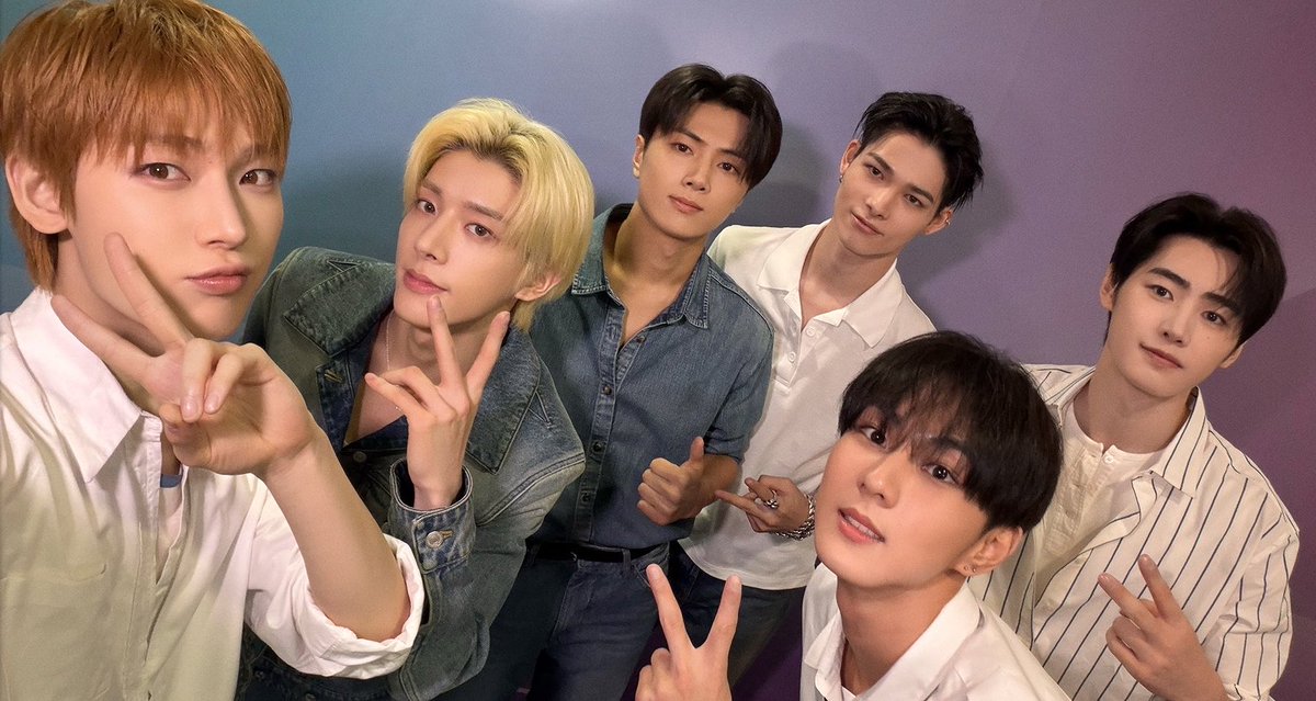 enhapopbase_'s tweet photo. ENGENEs, we can make ’Bloody Paradise’ the fastest 2026 4th Gen song to reach 50M streams on Spotify. But only if we do around 960K-1M daily streams. https://t.co/DnrBcIx6Oj