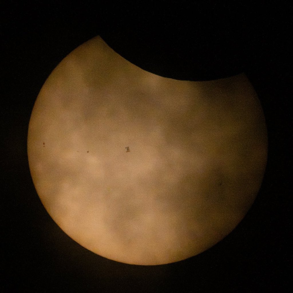 wansta2000's tweet photo. Yesterday's total solar eclipse in parts of Europe – and the partial eclipse in parts of North America – gave us spectacular views. NASAHQPhoto was on location to capture the sights. https://t.co/Q3iZdhM3MT