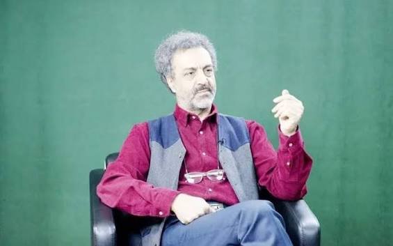 hamidkatebi's tweet photo. مسئله #ایران فقط کمبود #نخبگان نیست؛ کمبودِ نخبگانی است که بتوانند #دانش را به قدرت، #قدرت را به #سیاست، و سیاست را به ظرفیت پایدار اجتماعی تبدیل کنند؛ بی‌آنکه در هیچ‌یک از این سه جهان حل شوند.#پزشکیان
#وفاق_با_نخبگان #کنشگران_مرزی
#منظومه_فکری_رنانی #ظریف #مقصود_فراستخواه #صالحی https://t.co/ezUbniRMwP