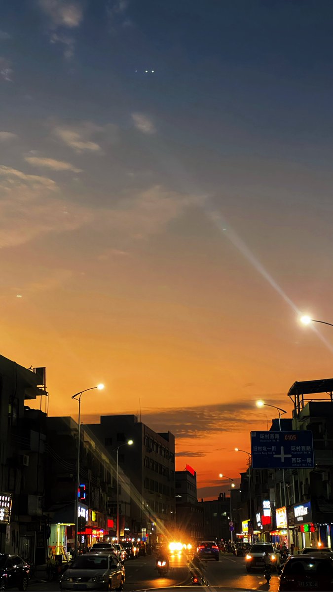 depressionsfun's tweet photo. Missing the person who’s miles away but still right here in my heart – same sunset, same song, making every distance feel small for us. https://t.co/NieR8hBg1R
