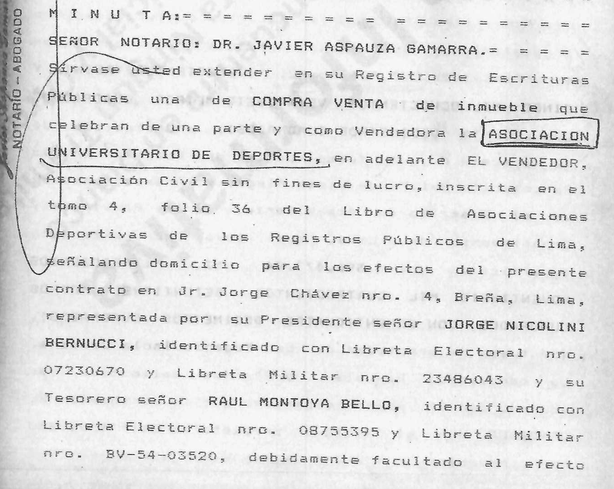jppgamarra's tweet photo. CHEQUE DE GERENCIA NRO. 110043 del 18 de octubre de 1994. ¿Recuerdan? AYER lo mostramos. La historia REAL con documentos. Gremco en 1994 le encargó a la U presidida por NICOLINI comprar (repito, por encargo y cuenta de GREMCO) un terreno rústico ubicado en Ate donde posteriormente se construyó el Monumental (en 2/3 partes aportadas por GREMCO de SU TERRENO). La compraventa se realizó por su primer dueño, Sr. ISOLA, a la U y formalmente dicho club "figuró" como COMPRADOR (reiteramos, por encargo de GREMCO), siendo que la empresa PUSO TODO EL DINERO (Cheque de Gerencia Nro. 110343 por más de 2 millones 300 mil dólares) conforme consta en la escritura pública de compraventa donde la U con fe notarial entrega el Cheque de Gerencia Nro. 110343 al Sr. Isola. Como la plata de dicha compra la puso GREMCO, inmediatamente la U de Nicolini transfirió el terreno de 300 mil m2 a GREMCO, el dueño del terreno, el comprador real. NICOLINI, no Alfredo González fue quien transfirió el terreno a GREMCO, porque GREMCO puso el dinero para comprarlo a ISOLA.  ¿Qué dirán ahora los que han creado la leyenda que el terreno lo compró @Universitario? Vendieron FALACIAS y las mediatizaron porque el objetivo ha sido el de siempre, NO PAGAR. Por si acaso TODA esta informacion es PÚBLICA, ESTÁ EN REGISTROS PÚBLICOS. @elcomercio_peru @RPPNoticias @RPPDeportes @Gustavo_p4 @orbisa35 @mariano3154 @Walo_1901 @elgatogrone @MSUCCAR @Horacon @E_FLEISCHMAN @Sargheto @OccidentAL2017 @congresoperu @ricardoguerrab @Latina_pe @larepublica_pe @SEMANAeconomica