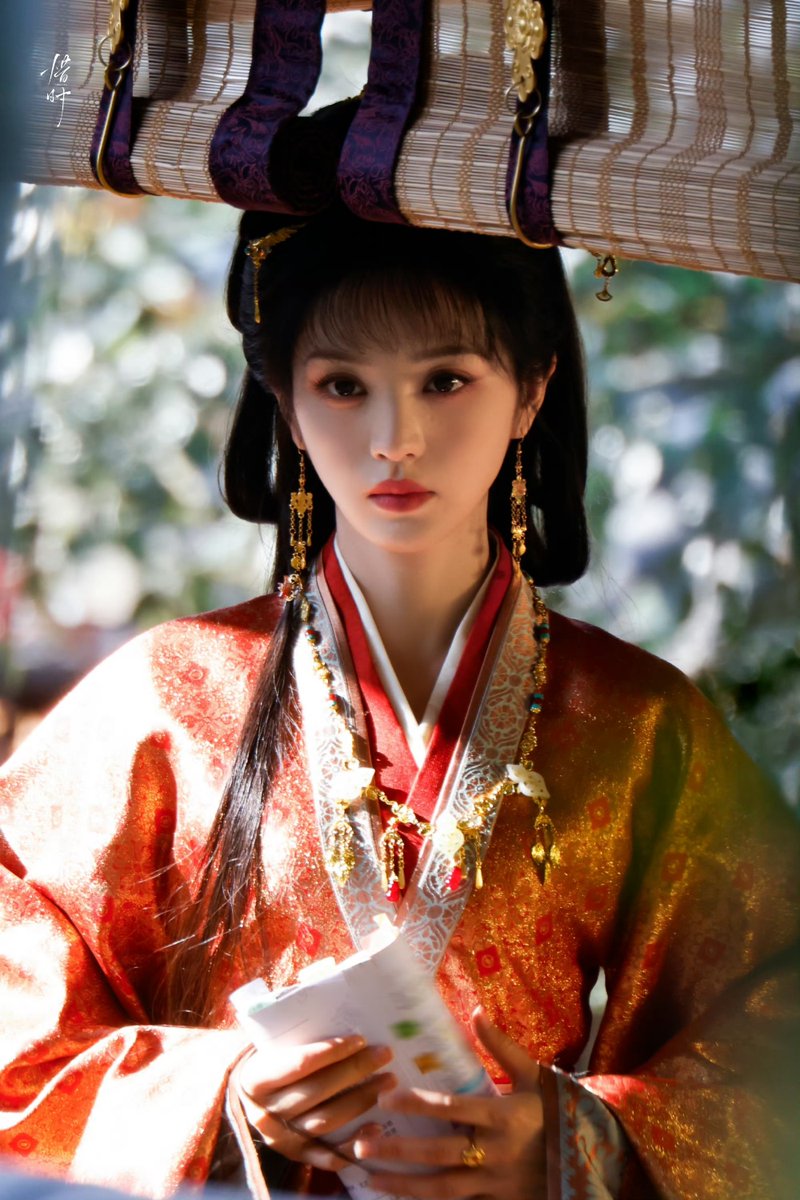 onlyxiwei's tweet photo. wotd :: wei rao of the day ˚✧˚🪔彡 https://t.co/2iFUb6FRLH