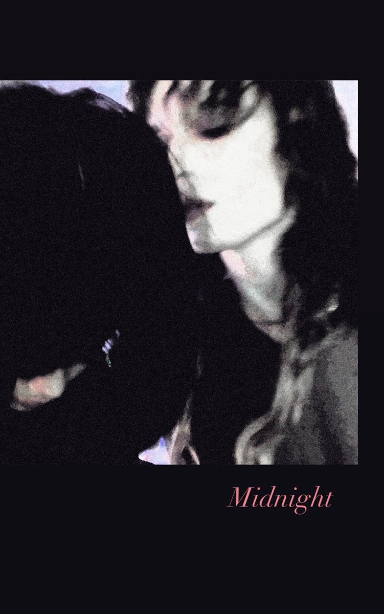 daily2hollis's tweet photo. NEW SINGLE AT MIDNIGHT https://t.co/rDWieP1kJJ