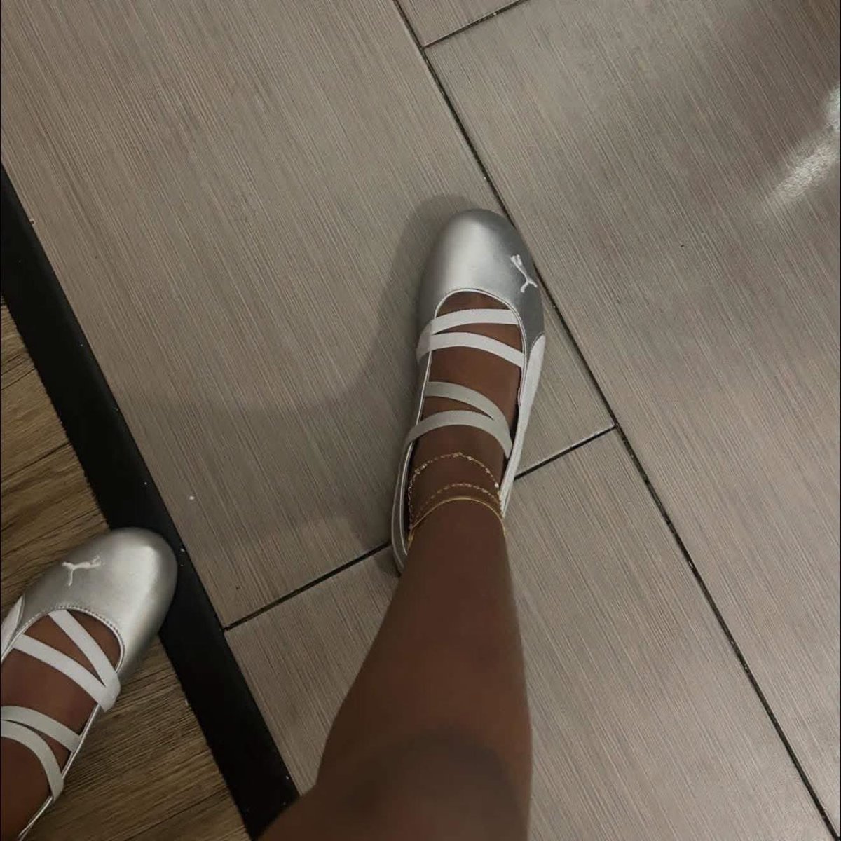 favscorpioooo's tweet photo. The girls that get it, GET IT these are so tea 🤏🏽🖤 https://t.co/S2lVwUJnsr