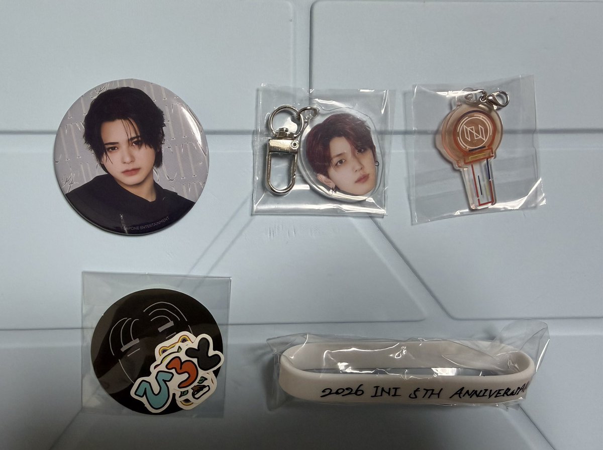 1x9_018's tweet photo. INI 2026 DOME TOUR CITY OF LIGHTS カプセルトイ 缶バッジ

【譲】画像
尾崎、後藤、髙塚、西、松田

【求】藤牧、木村、尾崎(異種検討可)
定価買取(缶バッジ、ステッカーのみ)

難しい場合♡
都内手渡し、郵送可
お気軽にお声掛けください。

#INI交換 https://t.co/WhOe7yj0nZ