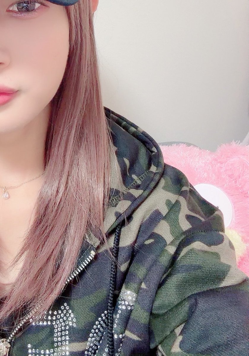 Popurin_0937's tweet photo. おはようございます☀️
プリンちゃんビジュいいね💕︎
2度寝したい😪
※私のヤドンちゃんはてれやな性格
#ポケ活 https://t.co/Q0rrBoSP2U