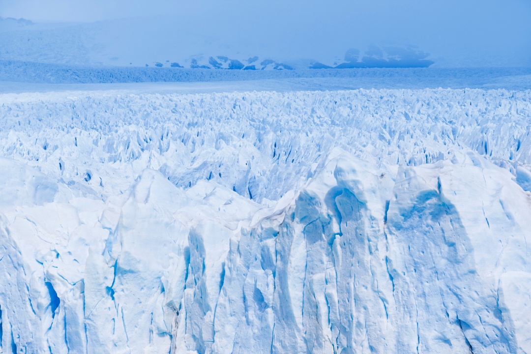 CSIC's tweet photo. 🌍El polvo y la sal marina aceleraron un 20 % la eliminación del metano atmosférico durante la última glaciación

🧪Un trabajo liderado por el #CSIC descubre que epolvo y sal liberaron cloro muy reactivo que acortó la vida de este gas invernadero

➡️https://t.co/RpCymBpj3L https://t.co/GvHD2OlR5a