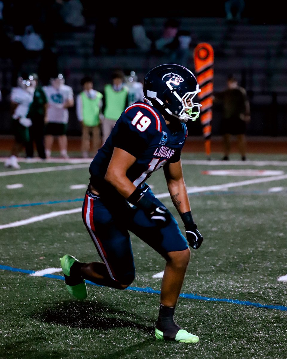 jerrek_buckley's tweet photo. Senior Season. Week 1-3 Highlights! Check them out!!
Stats:
2 Touchdowns 
43 Total tackles
198 Yards receiving 
7 TFL’s
1 Interception
1 Fumble Recovery https://t.co/gN1qvP6Vio