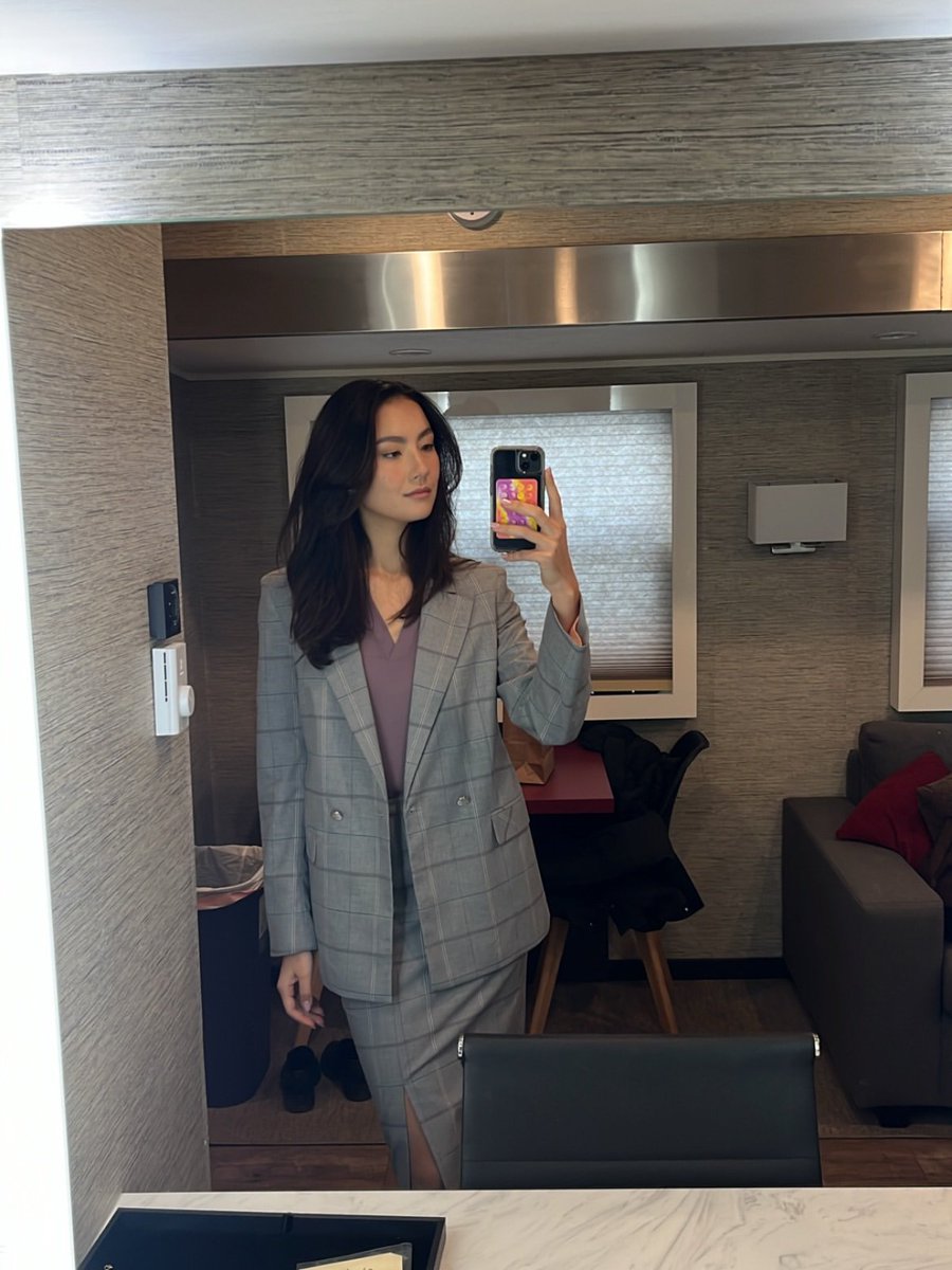 adlinerudo's tweet photo. You’re British but your Asian genes refuse to be subtle https://t.co/fL0DJWktnj