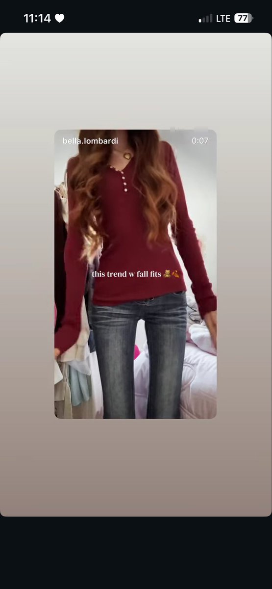 vsdiors's tweet photo. this girl shoots me in the face every time she posts https://t.co/hmFzGsOmeX
