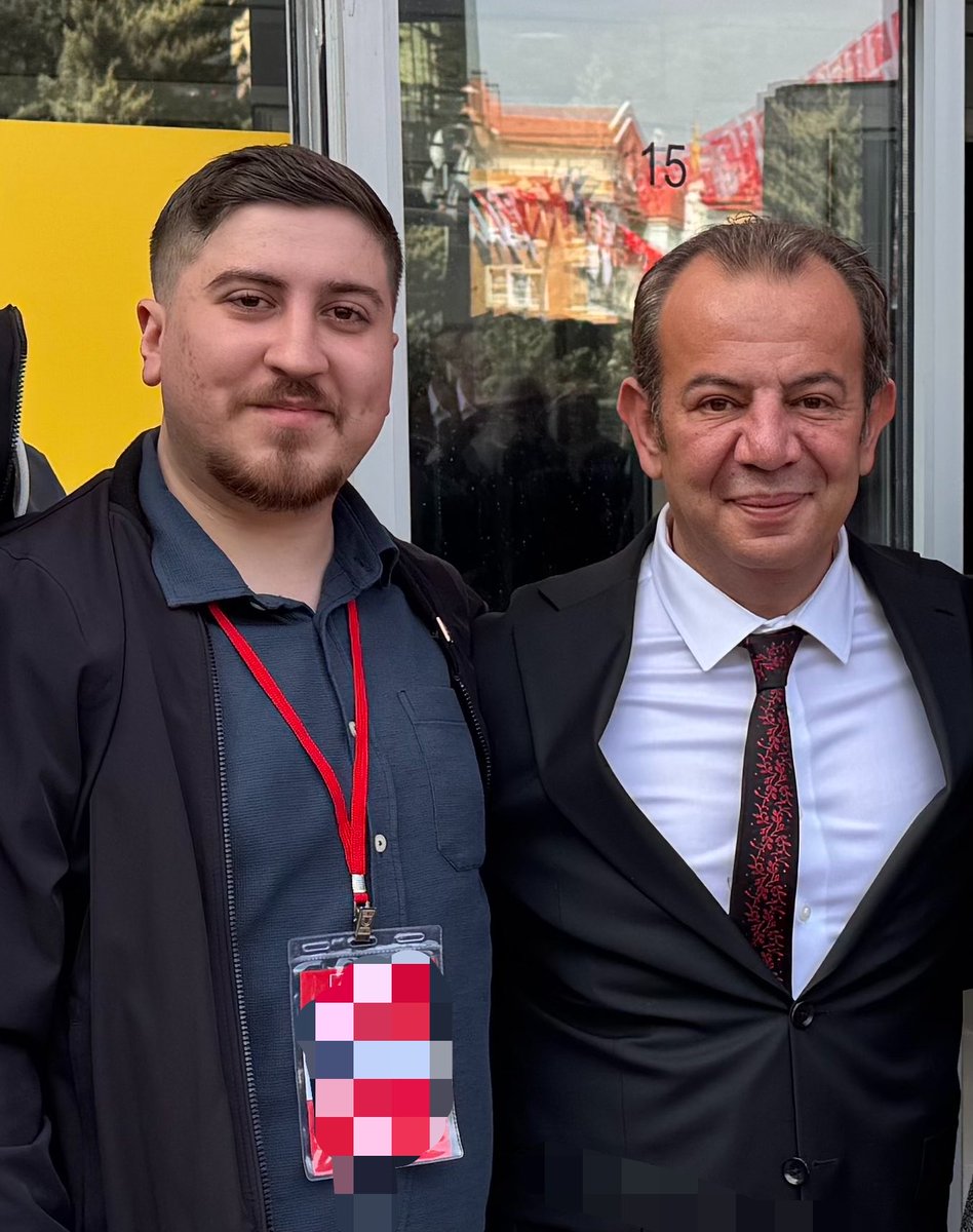 Oguzcantekinn's tweet photo. “Kardeşlik yarım bırakılmaz, 
Mücadele yarıda kesilmez!” https://t.co/6tRIxUmLUH