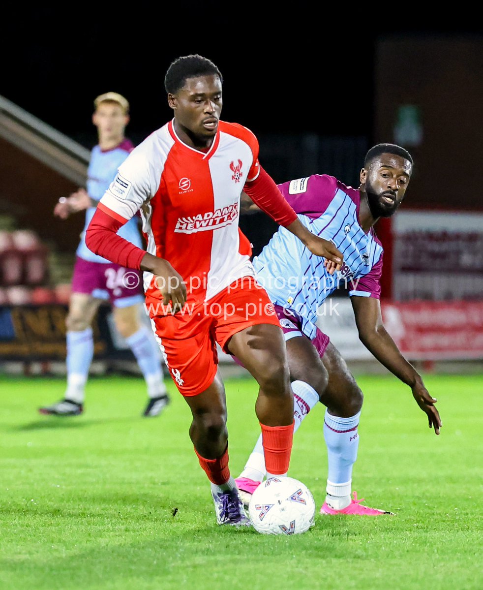 toppiccouk's tweet photo. (2/3) @khfcofficial 1 v 0 @GatesheadFC in the @NL_Enterprise on 16/9/26 #freelance #sports #photographer all images copyright #getintouch for use, prints, event booking - https://t.co/2e5uDsrxRy https://t.co/wERA8aEwsk