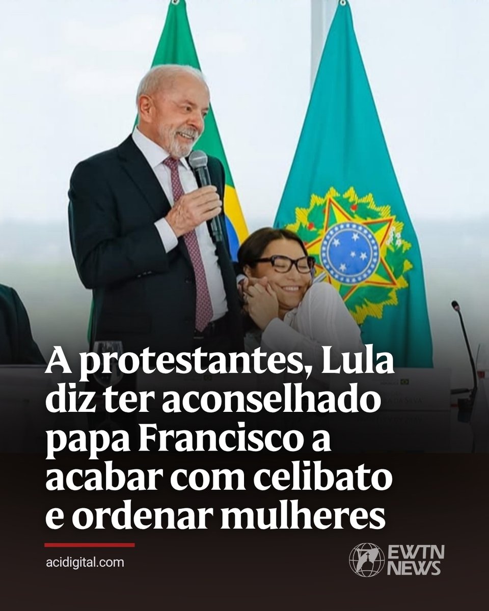 acidigital's tweet photo. “Eu já tive a oportunidade de falar para o papa Francisco: enquanto a Igreja Católica não acabar com o celibato e permitir que as mulheres possam ser padres, possam ser bispos, as mulheres poderem falar, sabe? A gente vai ver a Igreja Católica passar dificuldades”, disse ontem (16) o presidente Luiz Inácio Lula da Silva (PT) a pastores protestantes.

O candidato do PT à reeleição recebeu americanos e brasileiros da Frente de Evangélicos pelo Estado de Direito, no Palácio do Planalto, em Brasília.

Lula, que disse conhecer tanto “o trabalho da Igreja Católica” quanto “o trabalho da Igreja Evangélica”, disse que “essa é uma vantagem que a Igreja Evangélica tem”, porque “as mulheres são tratadas em igualdade de condições”.

“A mulher pode ser o que ela quiser. E é isso que faz com que a Igreja Evangélica tenha crescido tanto no Brasil”, destacou ele.

Em janeiro de 2019, durante a coletiva de imprensa no voo de retorno da Jornada Mundial da Juventude (JMJ) no Panamá, o então papa Francisco disse que, “pessoalmente”, considerava “que o celibato é uma dádiva para a Igreja” e que não estava “de acordo com permitir o celibato opcional”. Ao defender sua posição, citou o papa são Paulo VI: “Prefiro dar a vida antes que mudar a lei do celibato”.

Durante o encontro, Lula também disse que considera a religião “uma coisa sagrada” e que respeita “as pessoas que acreditam na religião que quiserem acreditar”.

“Ninguém precisa prestar conta para mim nem para ninguém. Você e Deus, sabe? São únicos e não precisa ninguém saber o que você fala, o que você faz. É essa coisa que eu tenho da fé. Essa coisa que eu carrego no peito”.

Lula disse que, ao longo dos anos, precisou explicar símbolos do Partido dos Trabalhadores (PT), como a cor vermelha da bandeira, a estrela e sua própria barba.

“Quando eu criei o meu partido, eu passei anos tendo que explicar a cor da bandeira do meu partido. Eu utilizava o sangue de Cristo como exemplo do vermelho da minha bandeira”, disse ele. “Aí depois que questionaram a bandeira, questionaram a estrela do meu partido. Eu passei a vida inteira mostrando que os grandes navegadores da história da humanidade utilizavam a estrela como guia para atravessar os mares. Depois que eu passei anos explicando a bandeira vermelha e a estrela, eu passei a explicar a minha barba. Por que eu tinha barba? Eu falava que Jesus Cristo era barbudo. Mas isso não convence aqueles que são contra. Porque tem gente que não quer ser convencida”.

Ao final, Lula voltou a falar sobre fé e espiritualidade: “O que é importante é que a gente exerça a nossa fé e a nossa espiritualidade com respeito a Ele, o Todo-Poderoso, que é razão da nossa existência”.

📌 Siga @acidigital para mais conteúdo católico.