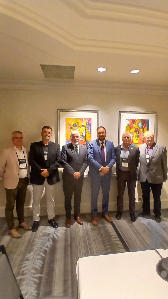 JagrupBrar1's tweet photo. Awesome to be back at @UBCM to continue to work with local governments on bringing more of the good, family-supporting jobs B.C.’s mining sector provides to communities in every corner of our province. ⛏️ https://t.co/iZBCNOlrf5
