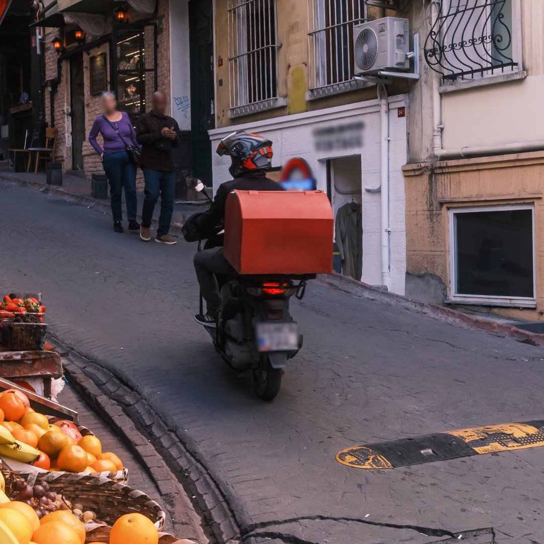 pusholder's tweet photo. Türkiye’de motosiklet sayısının otomobilleri geride bıraktığı il sayısı 7’ye yükseldi. (AA)

- ⁠En fazla motosiklet İstanbul’da: 971.480
- Aydın: 266.141
- Iğdır: 14.694
- Kilis: 42.081
- Manisa: 266.141
- Muğla: 325.559
- Şanlıurfa: 127.205
- Şırnak: 9.665 https://t.co/Vwd8dZ8WC3