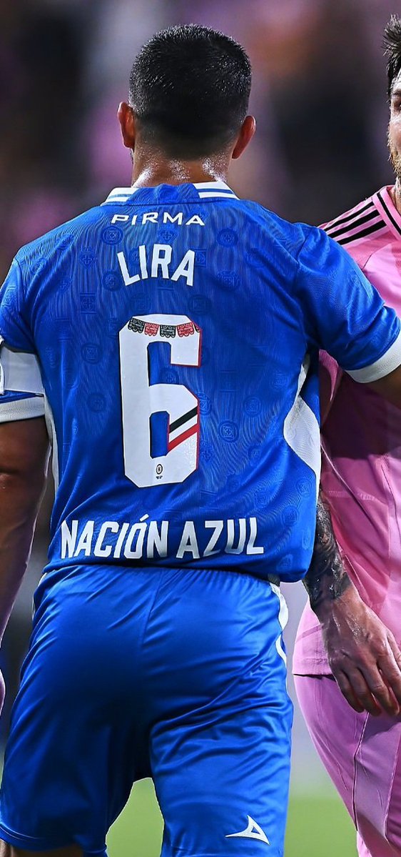 yisus3x's tweet photo. Que perrote tiene #Lira 🍑🥵 https://t.co/KmFUTGtpll