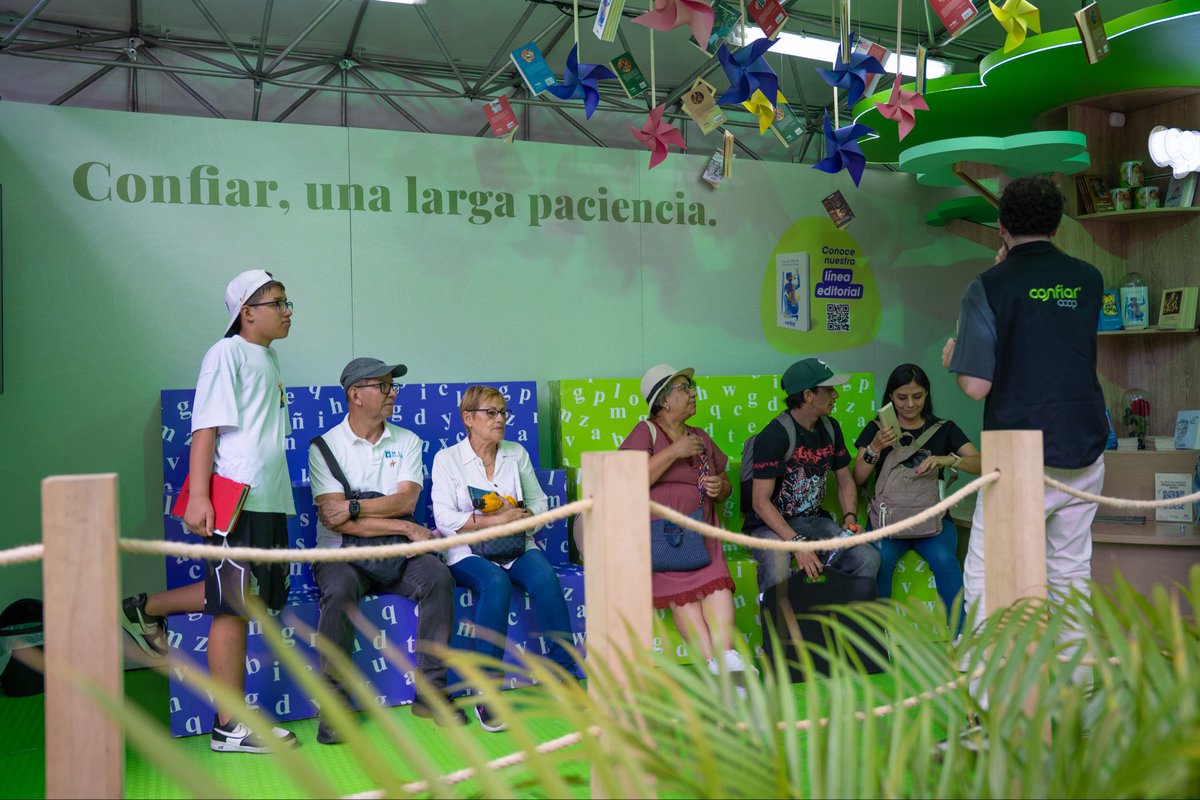 CONFIARCoop's tweet photo. 📚✨ ¡Nos encontramos en la Fiesta del Libro y la Cultura de Medellín!

Y si todavía no has venido, ¡te esperamos!

📍 Jardín Botánico de Medellín, entrada del Orquideorama
📅 Hasta el 20 de septiembre

Ven a leer, conversar, jugar y descubrir todo lo que tenemos preparado.💚 https://t.co/fYmRid0gXA