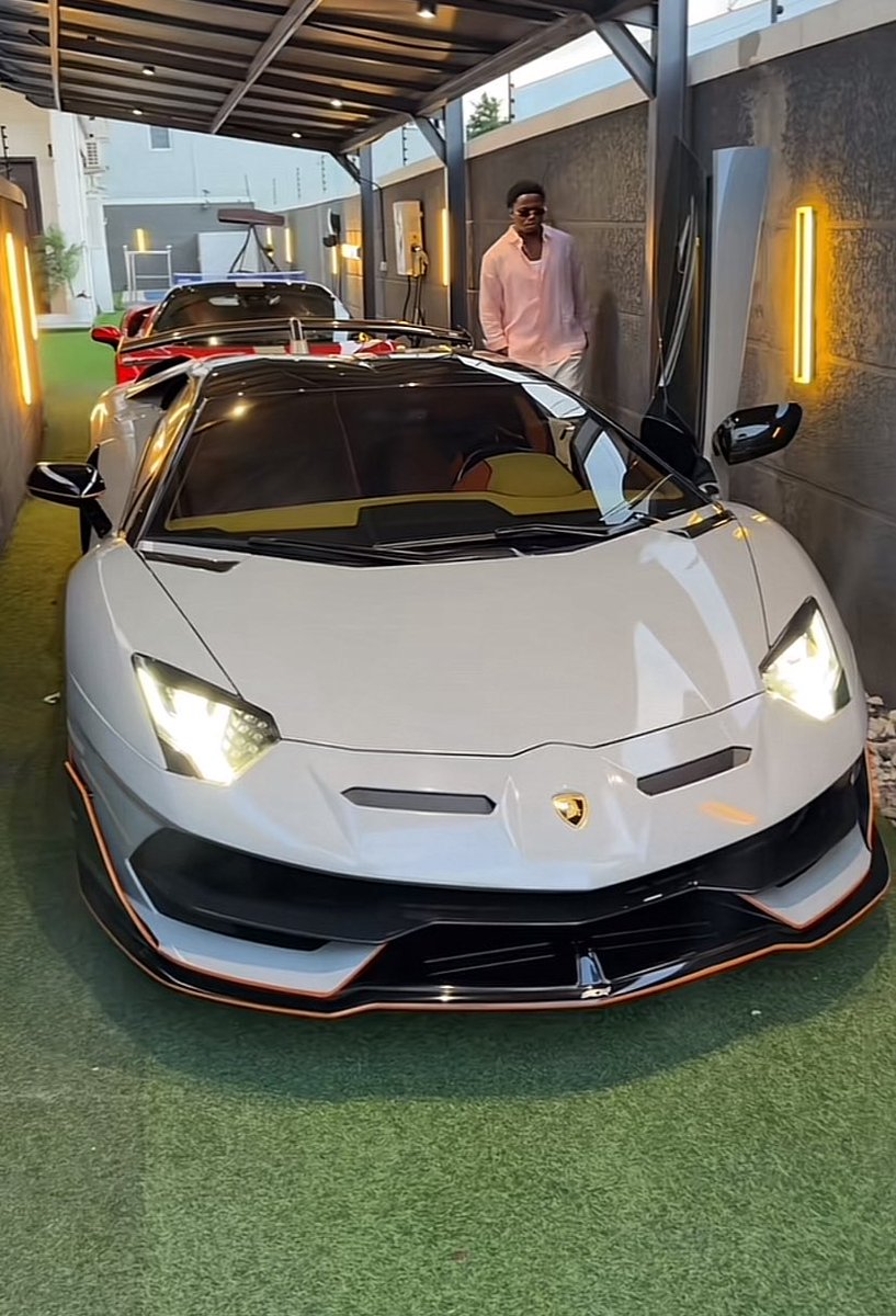 WestnotWest's tweet photo. Habby FX garage looks empty. Be like he sold many cars to afford this lamb SVJ 😭

He don sell CyberTruck, Cullinan and Urus. This lifestyle no easy sha 😂 https://t.co/0Z7124AEvY