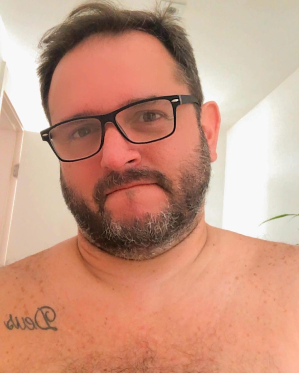 rodrigomsneto's tweet photo. Qual preferem? https://t.co/H6Ns01bGX8