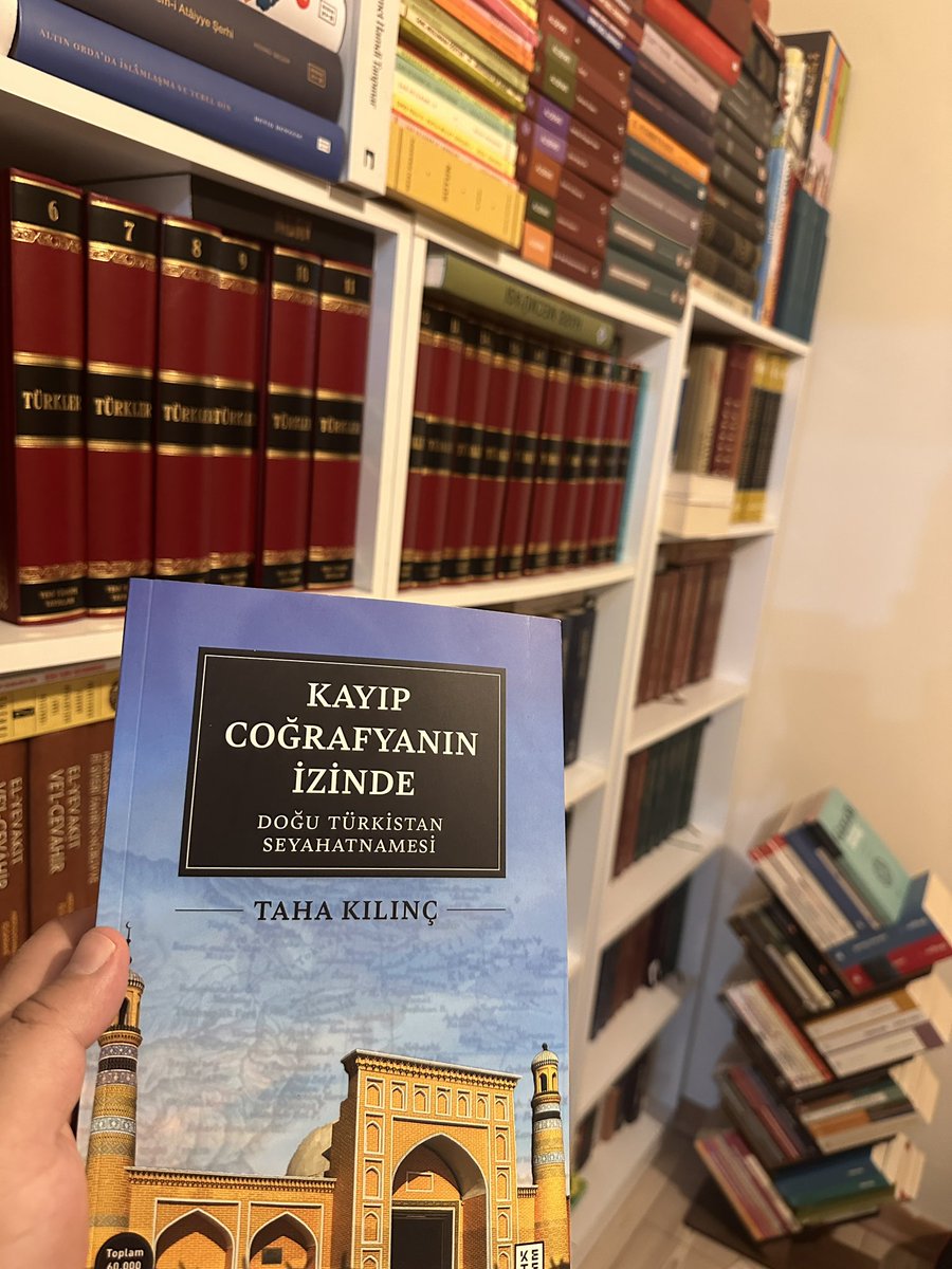 ilbeysancar58's tweet photo. TÜRKİSTAN'IM UNUTULDUN SANMA SAKIN!

Öz yurdumu çarmıha germişler kırk yerinden
Unutmam bin yıl geçse acısının üzerinden
Vurulan bir ceylana yanar gibi derinden
Ulu Türkistan'a yandım. https://t.co/H7bTgycI9B