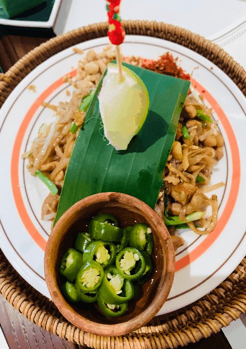DarlenaHawbhf8's tweet photo. Craving vibrant Thai green curry tonight Tender chicken, fragrant basil, and a kick of spicy chili come together in this creamy coconut-based classic—your taste buds are about to take a quick trip to Bangkok! https://t.co/AwvLr48tWB