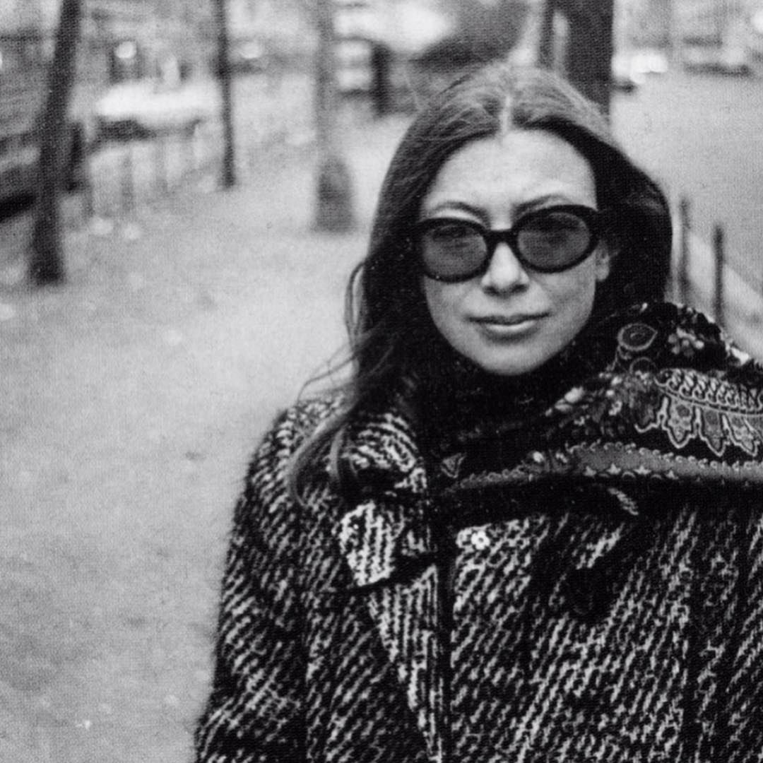 poetcinematic's tweet photo. category is brilliant writers who were also incredibly chic https://t.co/bdk1xB0lb2