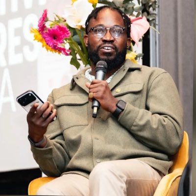 eagamor's tweet photo. 💃 🕺🏽 2018 on the sidelines of Davos

🤓 2021 as a techie 👨🏾‍💻 during the height of 4th Industrial Revolution adoption

🎭 2025 as a creative & PalmWine DJ (former Googler & xFacebook)

💫 2026 Digital Transformation & AI Enablement Expert

#NewProfilePic #GamorLegacy #EVChief #PalmWineDJ