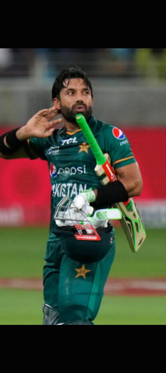 Abs36821's tweet photo. سات کا بہانہ تھا اصل میں نیکی تلقین کرنے والا محمد رضوان نشانہ تھا جو کرسچن کوچ مائیک اور کرسچن داماد والے عاقب جاوید کو پسند نہیں تھا https://t.co/kbOi2Y5BJd