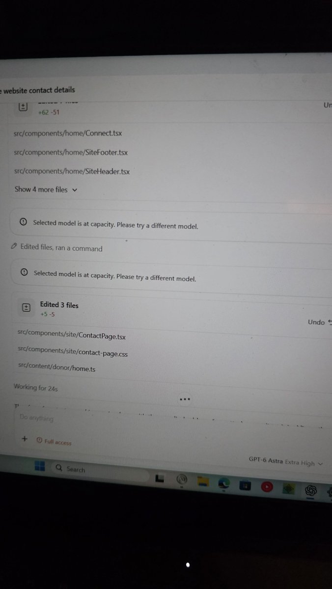Yukini181's tweet photo. @OpenAI @sama 

Wtf bro what the hell am i paying for? https://t.co/ddZmLMr9ha