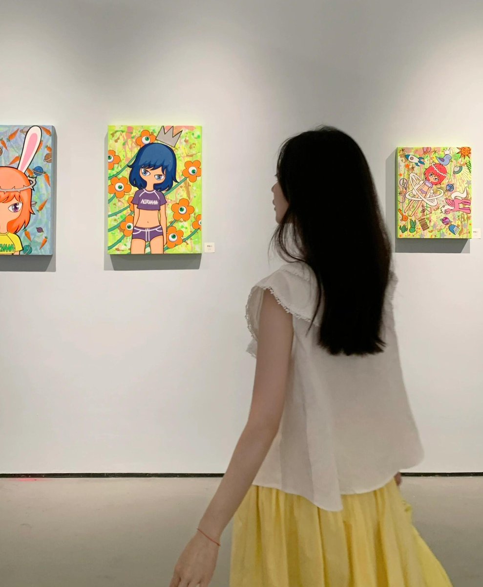 camec097189's tweet photo. Loved every brushstroke at today’s pop-up art exhibit—got to chat with the local artist and learn the story behind each piece! https://t.co/GQcyzpb5wM