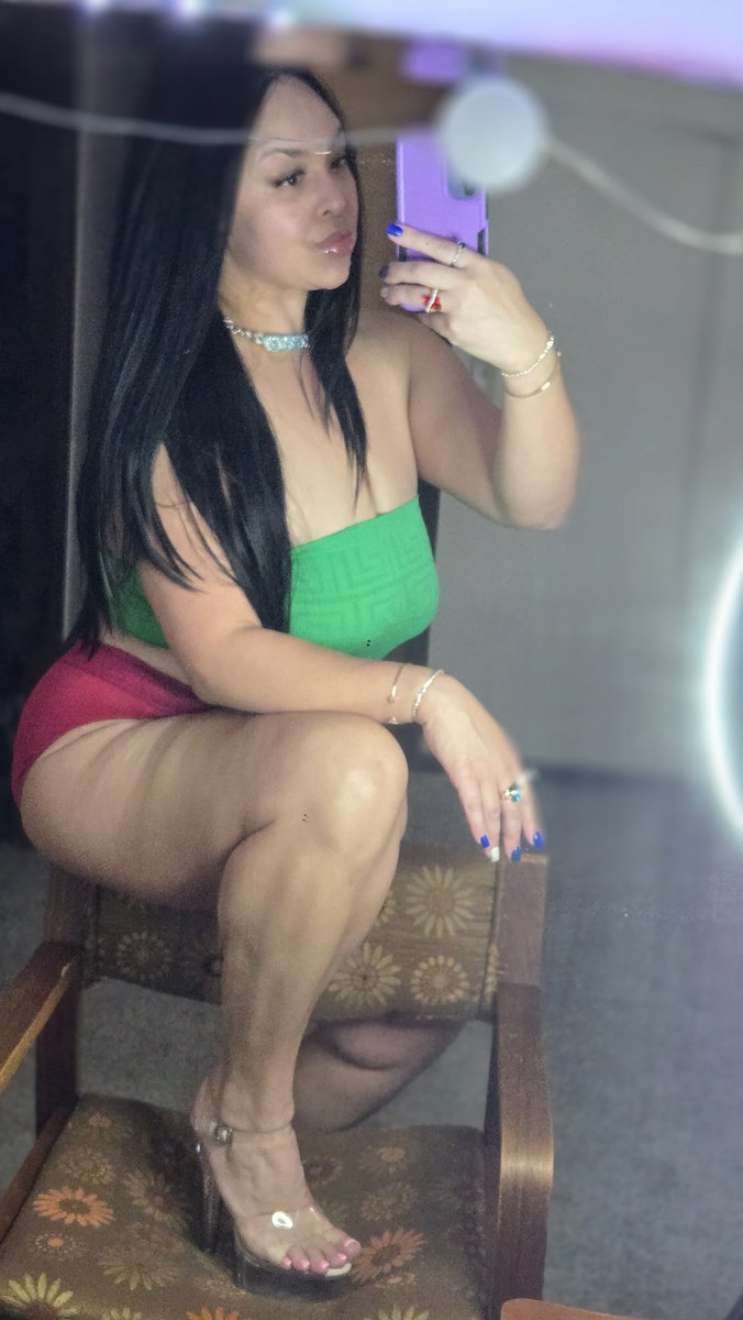 TheRealHer9494 tweet picture