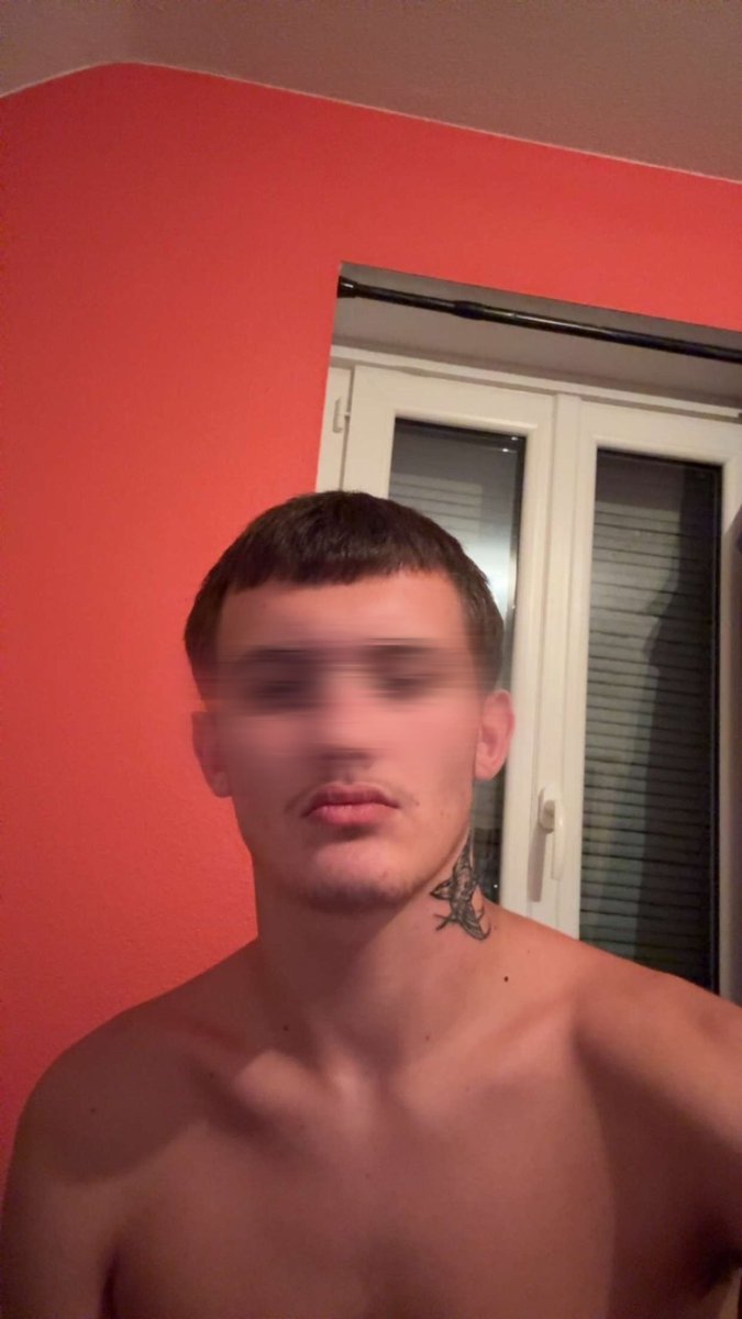Galy84109481's tweet photo. Sa existe encore les chiennes qui raque comme des merdes ? 💸

#Tribute #CashMaster #MoneySalve #PayPig #FunDom https://t.co/WXtxKqi9JZ