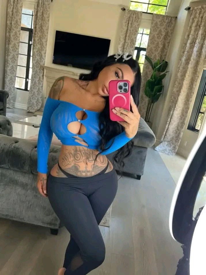 brittanyaR9d's tweet photo. Hey 👋 I'm not only fans I'm here for a seriously things 😛 https://t.co/WBHbwU32ah